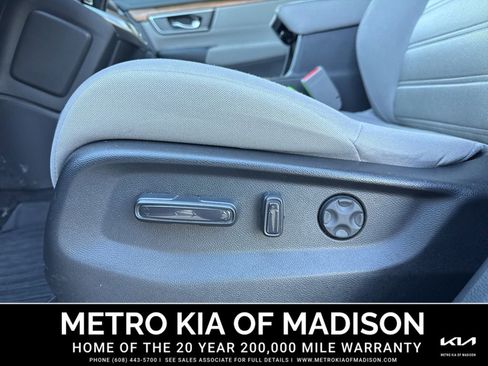 Used 2019 Honda CR-V EX image 12