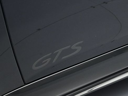 Certified 2018 Porsche 718 Boxster GTS RWD image 38