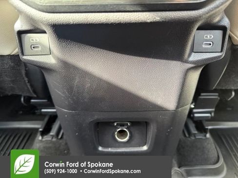 Used 2024 Toyota Grand Highlander AWD image 13