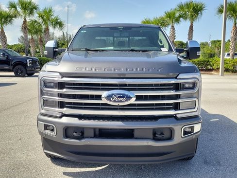 New 2026 Ford F250 Platinum w/ Platinum Plus Package AWD/4WD image 2