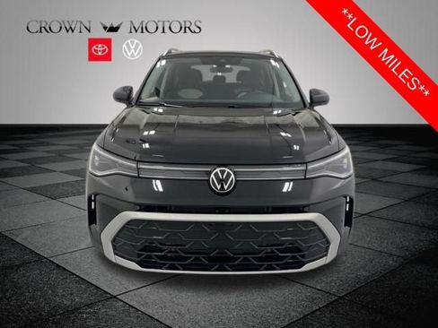 Used 2025 Volkswagen Taos SEL w/ Black Wheel Plus Package AWD/4WD image 2