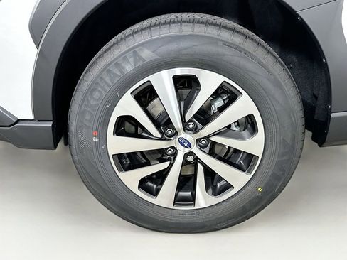 Used 2025 Subaru Outback Premium w/ Popular Package #1 image 24