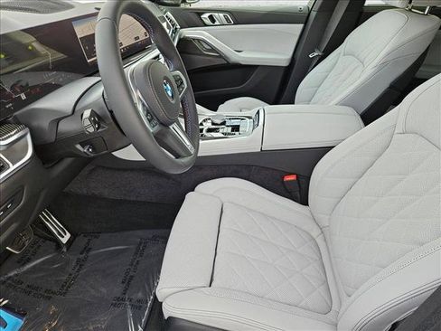 New 2026 BMW X6 M60i w/ Parking Assistance Package image 14