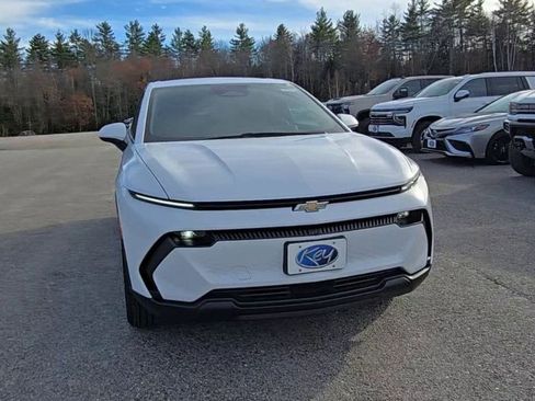 New 2026 Chevrolet Equinox EV LT w/ LPO, All-Weather Mat Package image 39