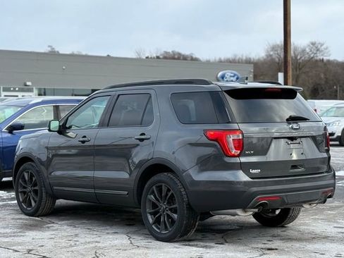 Certified 2017 Ford Explorer XLT w/ Equipment Group 202A image 40