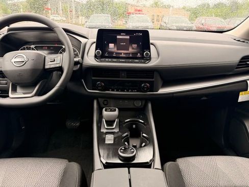 New 2026 Nissan Rogue SV AWD/4WD image 25