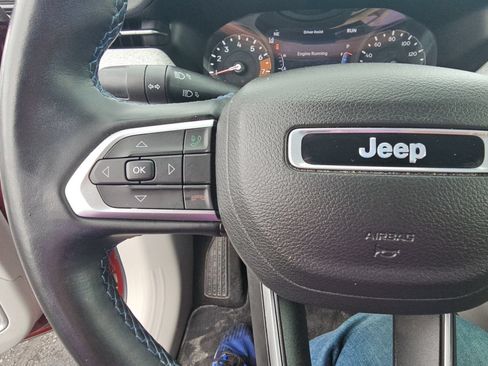 Used 2022 Jeep Compass Latitude w/ Convenience Group FWD image 11