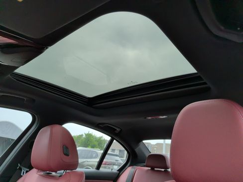 Certified 2023 BMW 330e w/ Premium Package RWD image 31