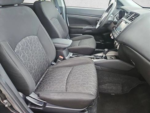 Used 2024 Mitsubishi Outlander Sport S image 19