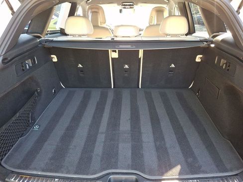 Used 2024 Mercedes-Benz GLC 300 image 28
