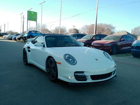 Used 2010 Porsche 911 Turbo image 11