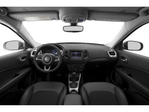 Used 2018 Jeep Compass Latitude w/ Cold Weather Group AWD/4WD image 25