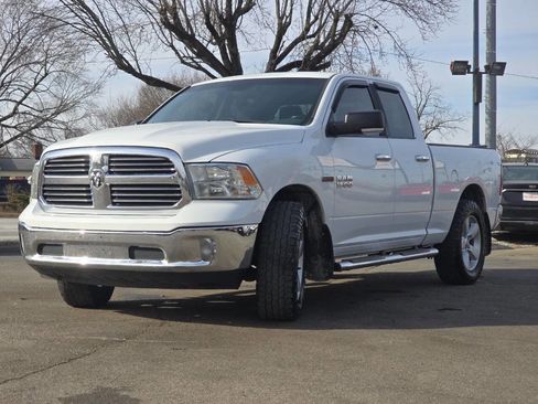 Used 2016 RAM 1500 Classic SLT w/ SLT Plus D←cor Group image 2
