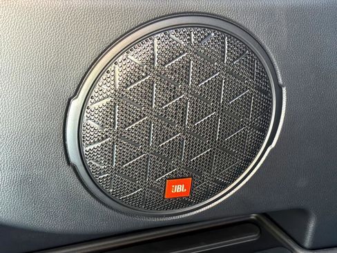 New 2025 Toyota RAV4 Limited image 6