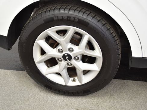 Used 2024 Kia Soul LX w/ Option Group 015 FWD image 36