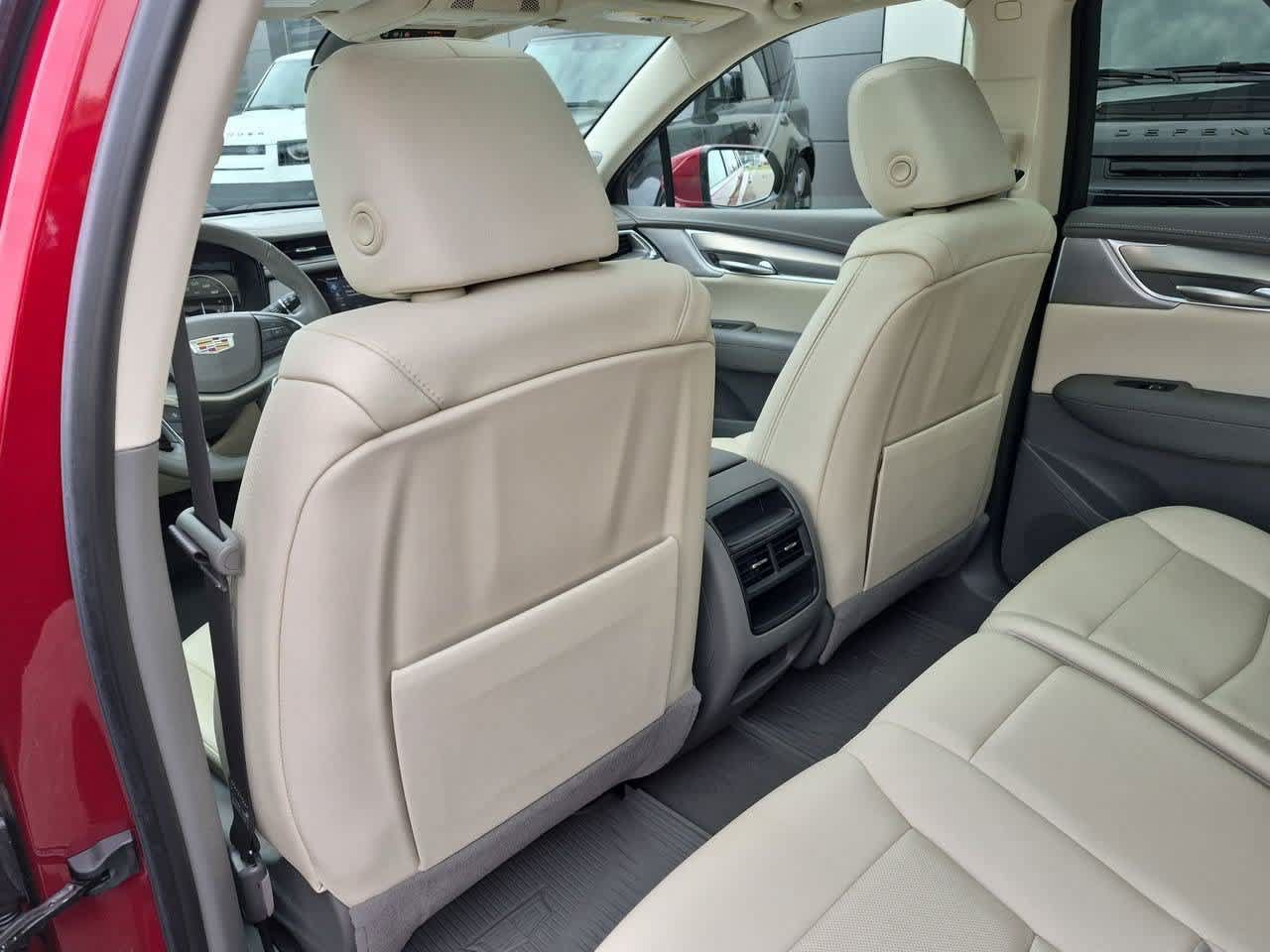 Used 2024 Cadillac XT5 Premium Luxury AWD/4WD image 18