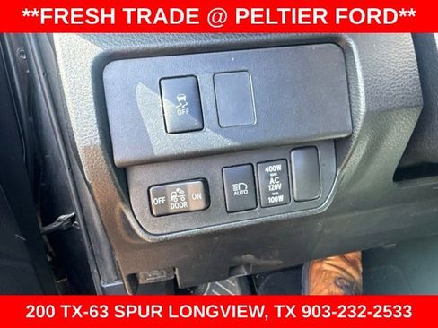Used 2020 Toyota Tacoma TRD Sport AWD/4WD image 19