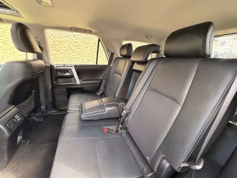 Used 2021 Toyota 4Runner Limited AWD/4WD image 18