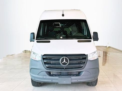 New 2025 Mercedes-Benz Sprinter 2500 image 2