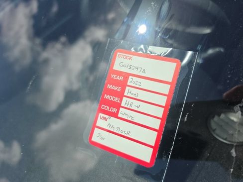 Used 2022 Honda HR-V EX-L image 8