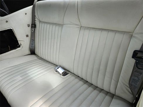 Used 1992 Ford Mustang LX image 13