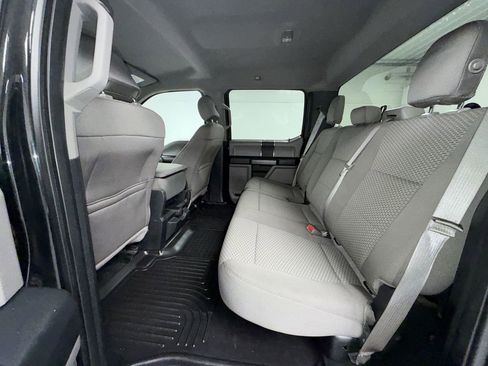 Used 2015 Ford F150 XLT image 12