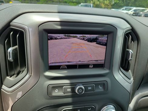 Used 2024 GMC Sierra 2500 Pro AWD/4WD image 28