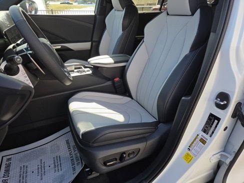 New 2026 Lexus TX 500h 500h F SPORT Performance Premi image 8