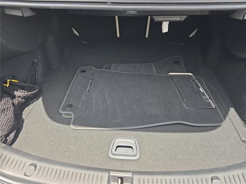 Used 2022 Mercedes-Benz E 350 Sedan image 8