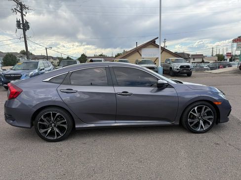 Used 2019 Honda Civic Sport image 9