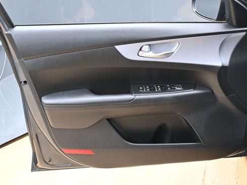 Used 2024 Kia Forte LXS FWD image 33