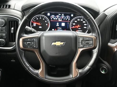 Used 2019 Chevrolet Silverado 1500 High Country w/ High Country Premium Package AWD/4WD image 24
