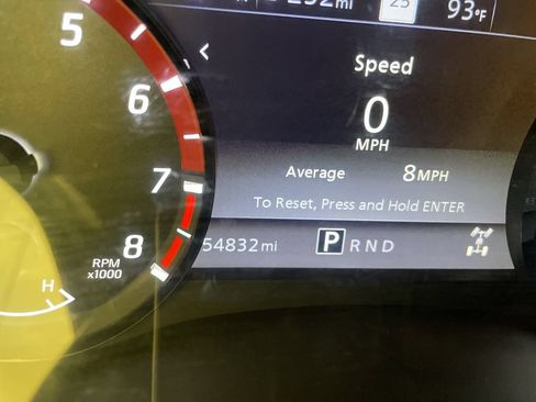 Used 2022 Nissan Frontier PRO-4X w/ Pro-4X Premium Package AWD/4WD image 14