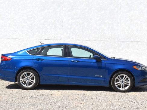 Used 2018 Ford Fusion S FWD image 6