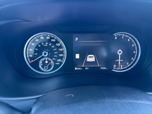 Used 2025 Genesis G70 3.3T Advanced w/ Sport Prestige Package image 10