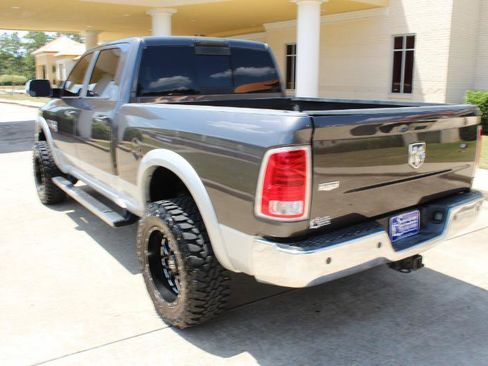 Used 2014 RAM 2500 Laramie w/ Protection Group AWD/4WD image 12