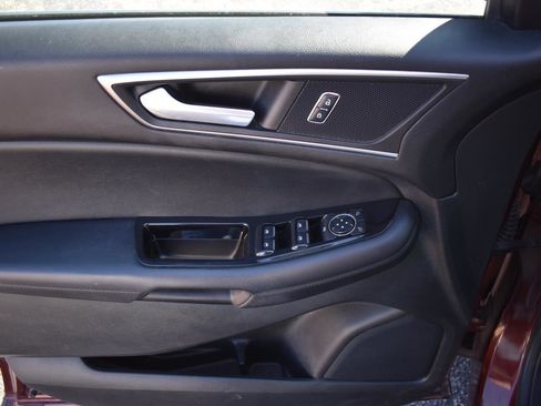 Used 2015 Ford Edge SEL w/ Equipment Group 201A image 21