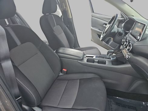 Used 2022 Nissan Sentra SV FWD image 13