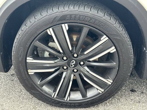 Used 2022 INFINITI QX50 Luxe w/ Appearance Package FWD image 13