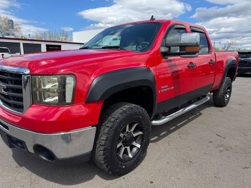 Used 2009 GMC Sierra 2500 SLE w/ Convenience Package AWD/4WD image 9