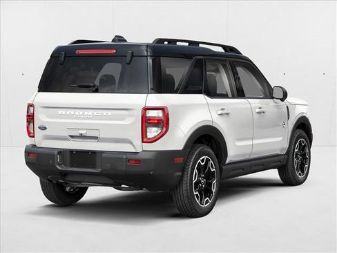 New 2026 Ford Bronco Sport Outer Banks w/ Outer Banks Tech Package+ AWD/4WD image 2