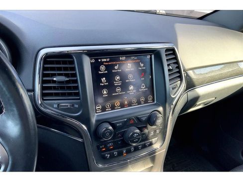 Used 2018 Jeep Grand Cherokee Trailhawk w/ Trailhawk Luxury Group AWD/4WD image 7
