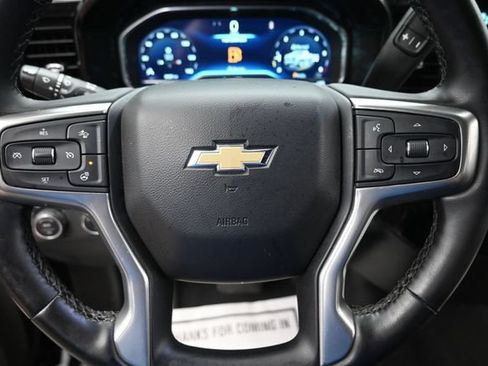 Used 2023 Chevrolet Silverado 1500 LT AWD/4WD image 17