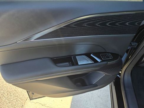 New 2026 Cadillac Lyriq Luxury image 14