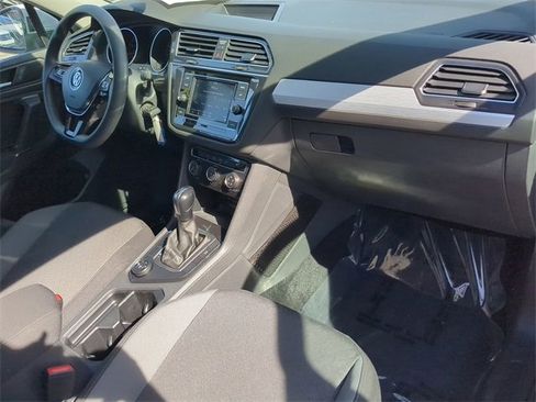 Certified 2020 Volkswagen Tiguan S image 10