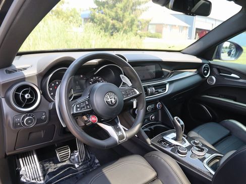 Used 2023 Alfa Romeo Stelvio Quadrifoglio w/ Active Assist Plus Package image 33