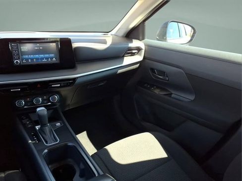 Used 2025 Nissan Kicks S AWD/4WD image 16