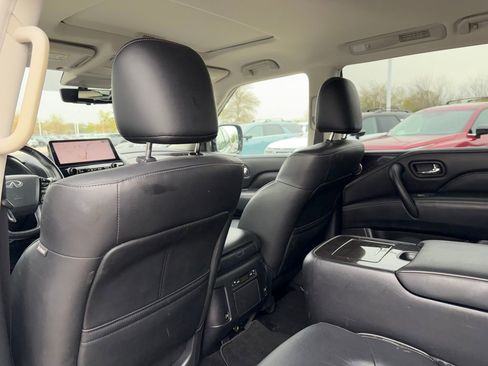 Used 2024 INFINITI QX80 Luxe image 24