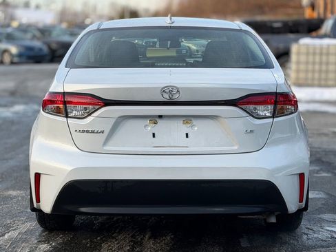 Used 2023 Toyota Corolla LE image 4
