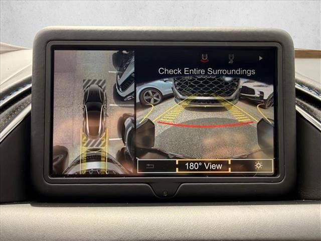 Used 2017 Aston Martin DB11 V12 RWD image 15
